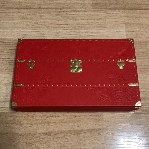 🌺🌺 RARE 🌺🌺 Louis Vuitton TOTEM Coin Purse with charm - Picture 7 of 16